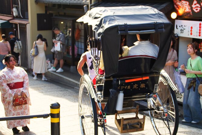 Kyoto: Gion and Geisha District Walking Tour - Ninenzaka and the feel of old Higashiyama