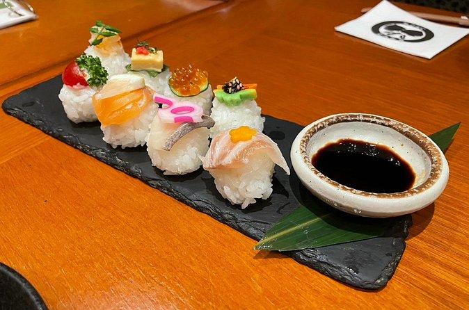 Kyoto: Gion Food Tour 13 Dishes at 4 Eateries - The guides make a real difference