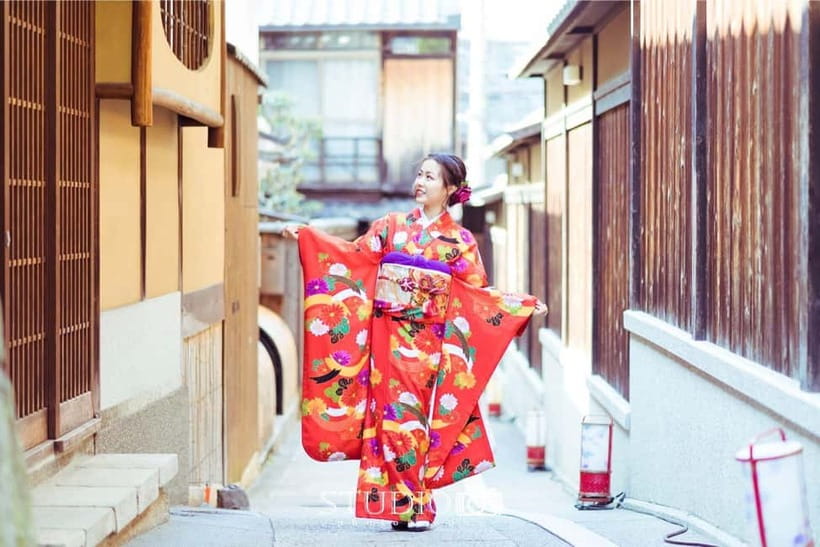 Kyoto Gion Kiyomizudera Kimono Yukata Hairstyle | Photoshoot - Picking a kimono from 700 or more styles