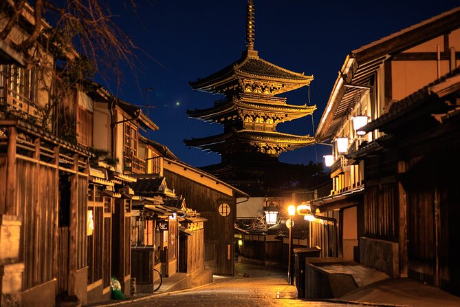 Kyoto Gion Night Tour: Discover Geisha District and Hidden Gems - Yasui-Konpiragu and the meaning of severing ties