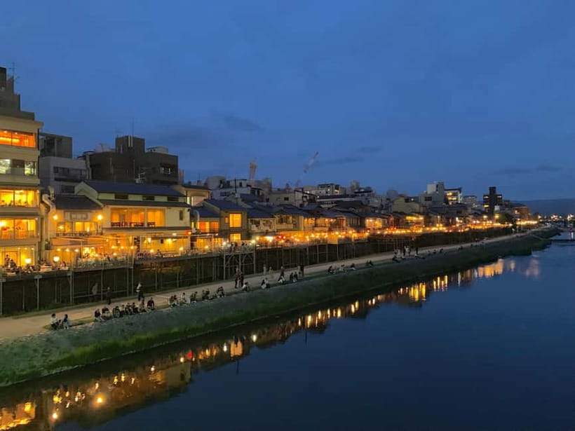 Kyoto: Gion Night Tour Stories of Geisha and Maiko - Starting at Ben’s Cookies Kyoto Shijo