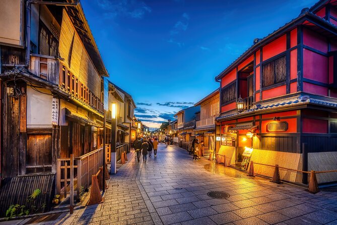 Kyoto Gion Night Walk & Geisha District Guided Tour - Walking through Gion’s lantern-lit lanes