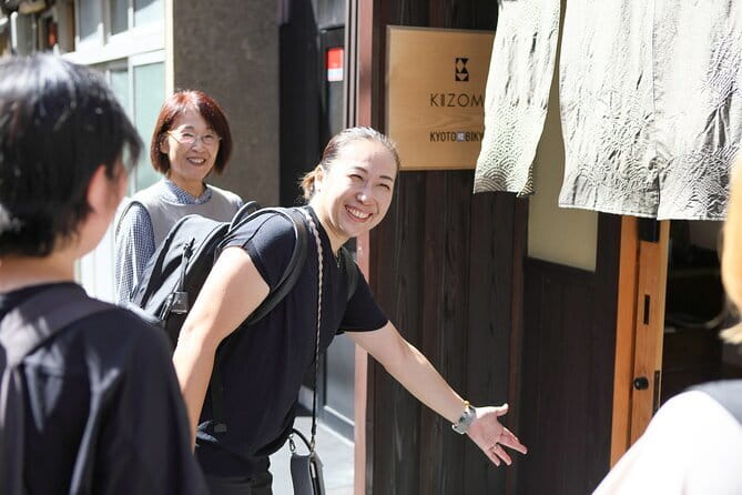 Kyoto: Gion & Pontocho Food Tour with 13 Dishes - Timing, walking, and meeting details