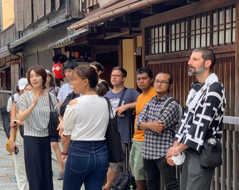 Kyoto: Gion World of the Geisha Guided Walking Tour - The $29 price and what you receive
