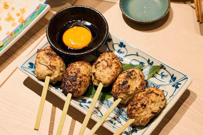 Kyoto: Guided Food Tour with 12 Dishes & 3 Drinks - The FamilyMart Ice Cream Stop