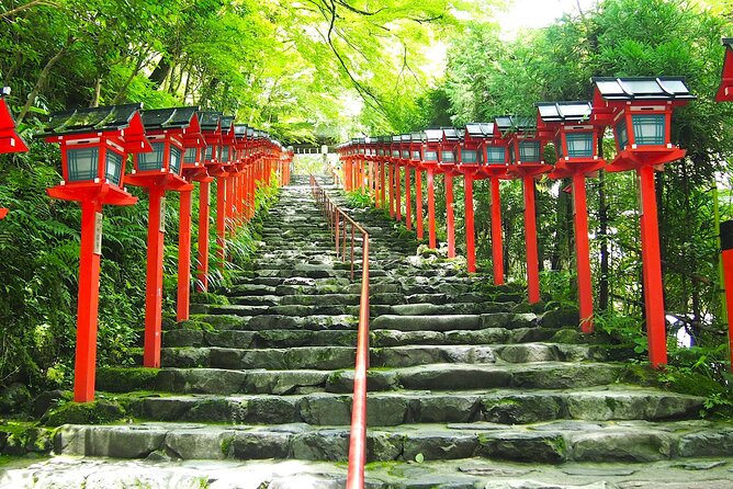 Kyoto Hiking Tour: The Nature and Legends of Kurama and Kibune - Yuki Shrine and the cedar tree with a protective purpose