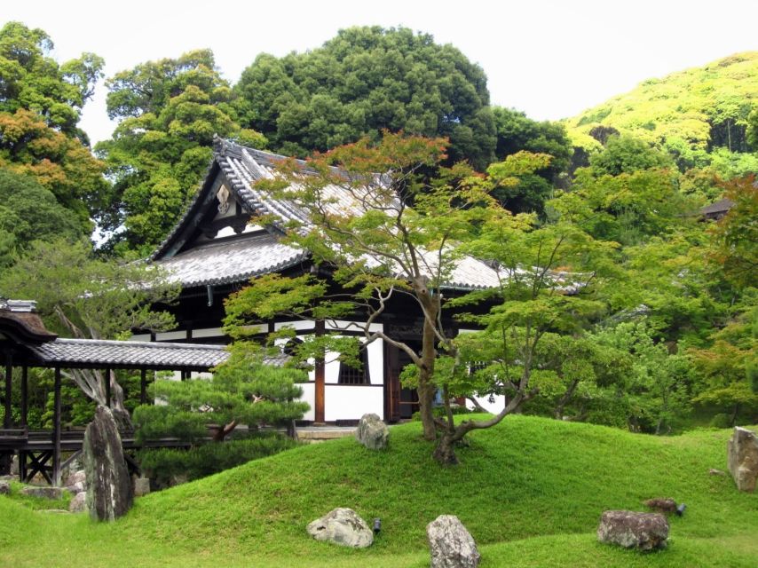 Kyoto: Historic Higashiyama Walking Tour - The walking demands are real, but manageable for many