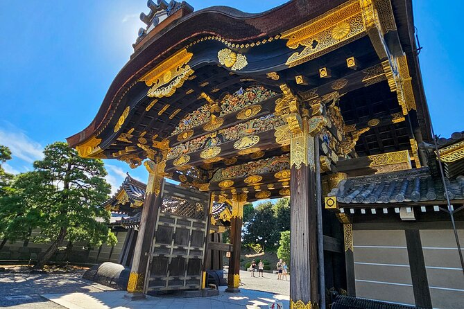 Kyoto Imperial Palace & Nijo Castle Guided Walking Tour - 3 Hours - Why these two sites belong together