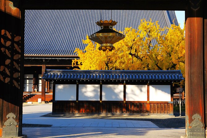 Kyoto in a Day by eBike: The Best Bits Tour (East Course) - A quiet loop through Kyoto Gyoen