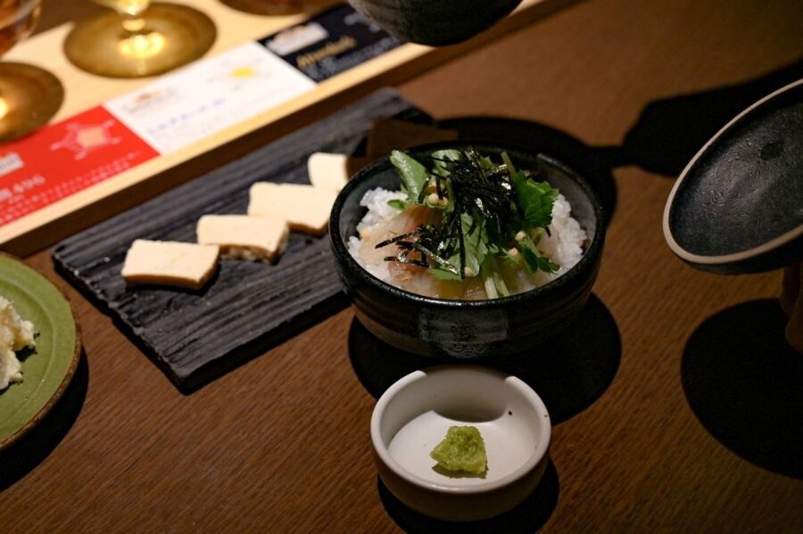 Kyoto: Izakaya Food Tour with Local Guide - The first bar: small plates and local drinking customs