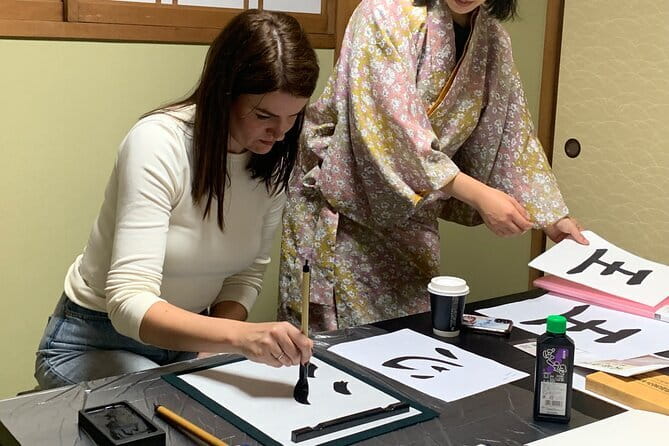 Kyoto: Japanese Calligraphy Class in 150 years old townhouse - Is this the right Kyoto activity for you?
