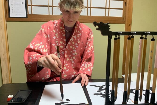 Kyoto: Japanese Calligraphy Class in 150 years old townhouse - Why the townhouse setting adds real value
