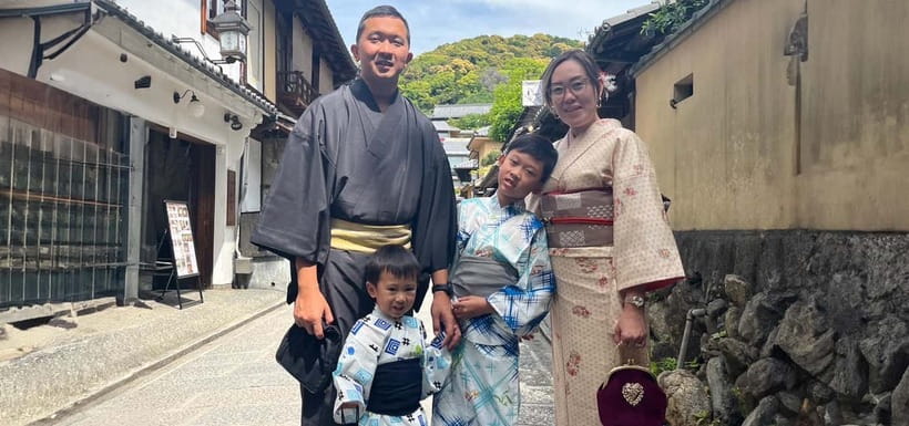 Kyoto Kimono Rental mimosa｜Kimono/Yukata Rental Family Plan - Returning the clothing by 7 p.m.