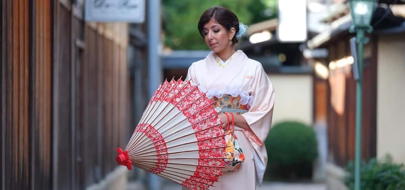 Kyoto Kimono Rental mimosa|Kimono/Yukata Rental Ladies Plan - Why this location works so well for a Kyoto kimono day