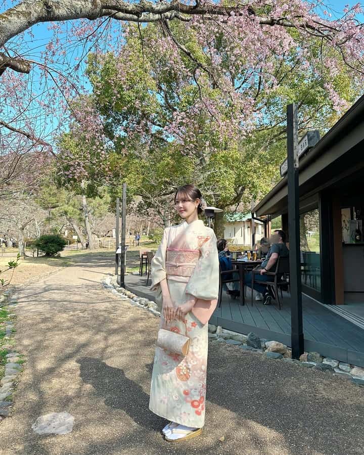 Kyoto: Kimono Rental Traditional Experience at Wargo in Gion - Standard or Deluxe Plan?