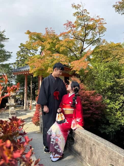 Kyoto: Kimono Rental with Hairstyling and Accessories - Hairstyling and the finishing touches