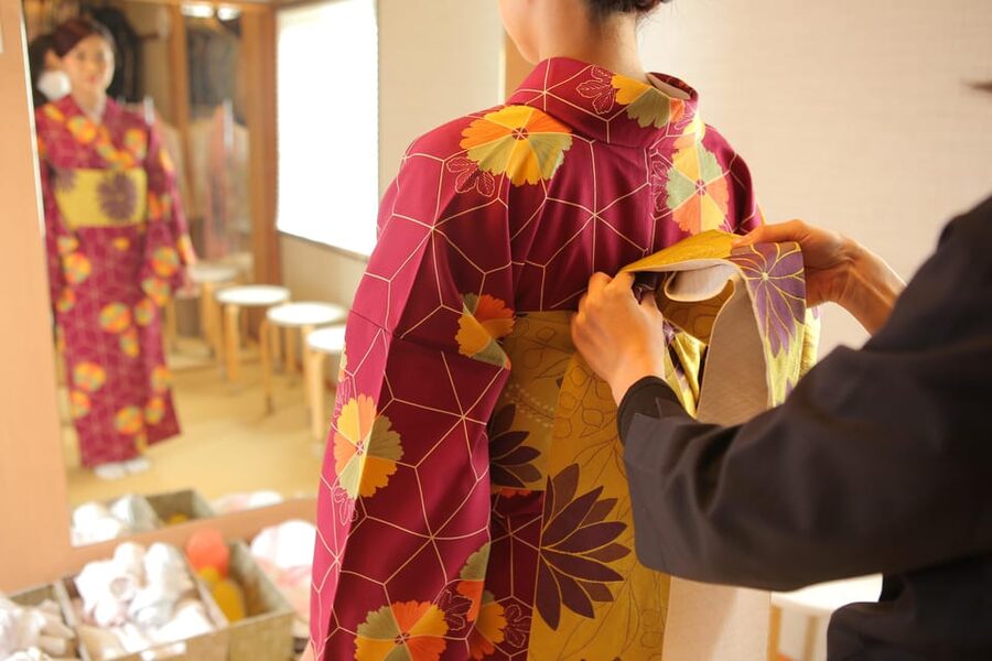 Kyoto : Kiyomizu-dera Temple : kimono and Indoor photo shoot - My verdict: book it for the outfit and one good portrait