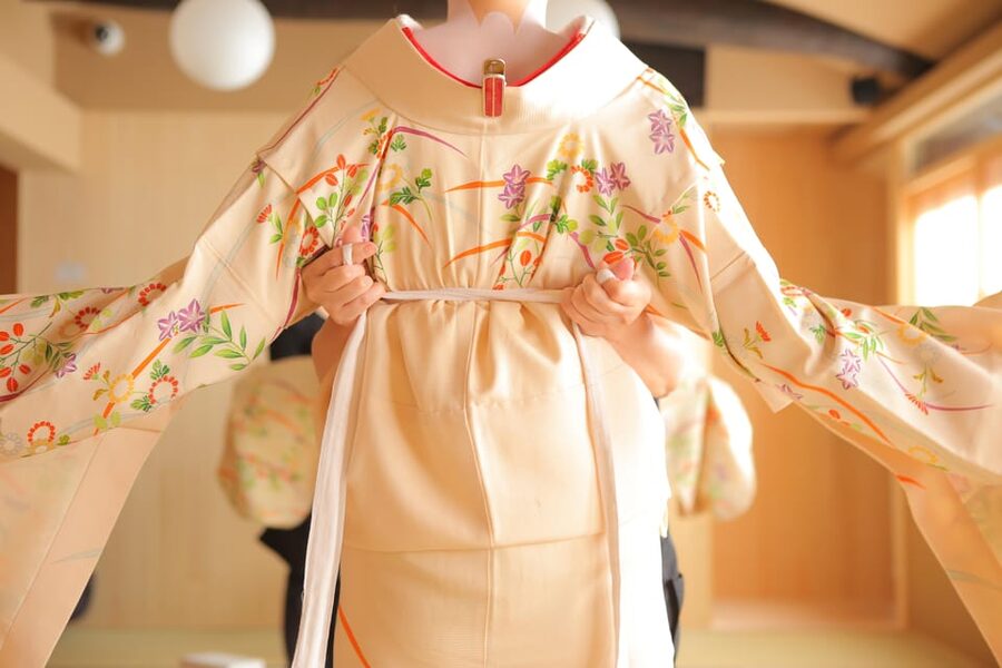 Kyoto kiyomizu Temple : Maiko and Samurai Couple Photoshoot - Who Will Enjoy This Most