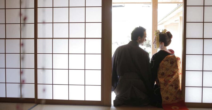 Kyoto kiyomizu Temple : Maiko and Samurai Couple Photoshoot - Three Hours of Dressing, Styling, and Posing