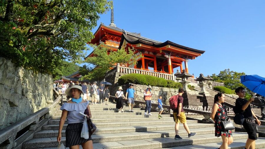 Kyoto: Kiyomizudera, Higashiyama and Yasaka Discovery Tour - What the $54 price includes