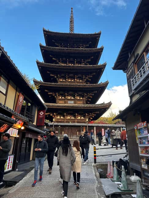 Kyoto: Kiyomizudera, Sanjusangendo, Kodaiji, and Gion. - What the seven-hour pace feels like