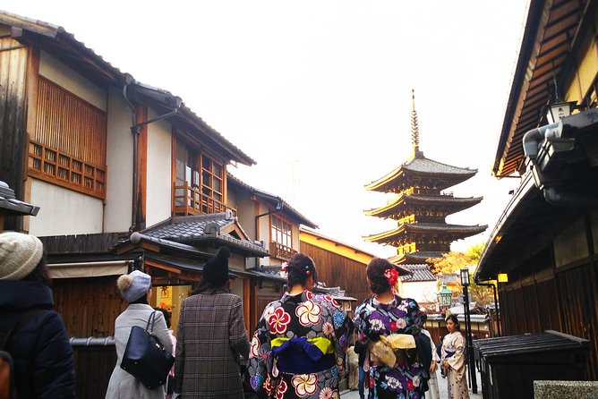Kyoto Late Bird Walking Tour - Using Kyoto’s trains without losing your afternoon