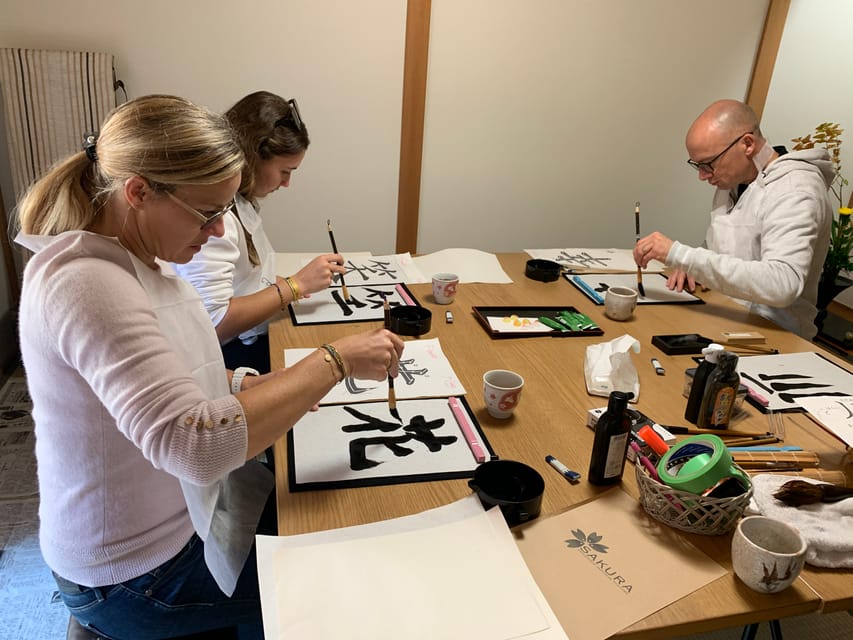 Kyoto: Local Home Visit and Japanese Calligraphy Class - Pairing calligraphy with a Nijo Castle day