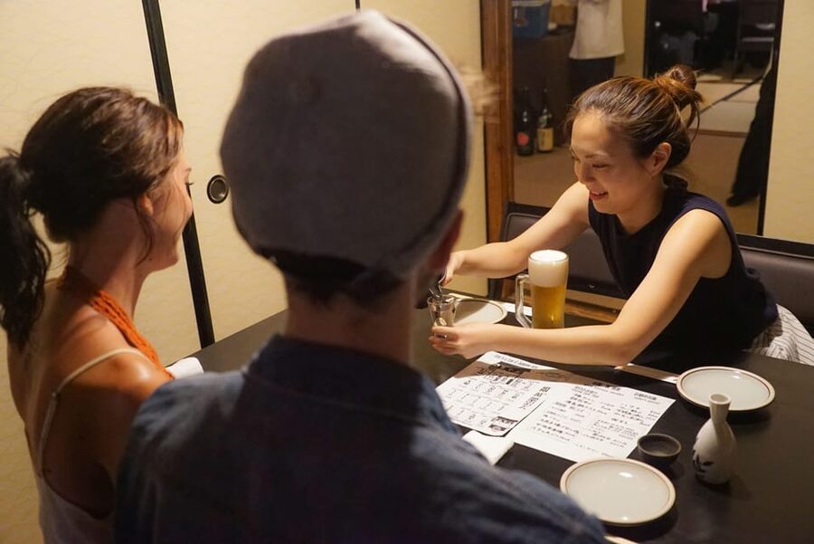 Kyoto: Maiko Dinner in Traditional Restaurant and Tour - Walking Gion and learning the maiko tradition