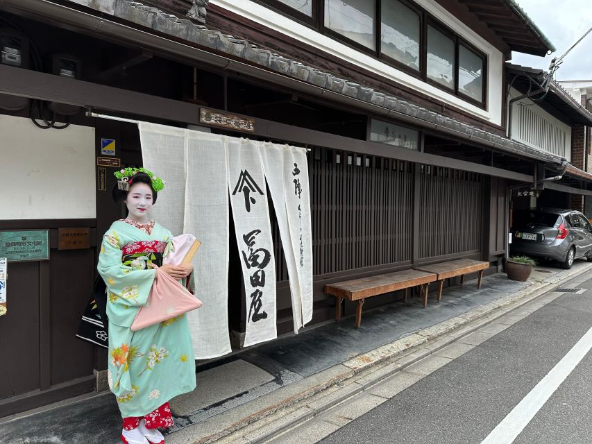 Kyoto: Maiko Happy Hour at a Historic Machiya - Who will enjoy this most