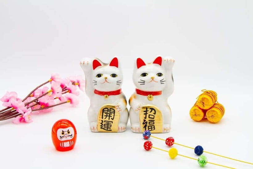 Kyoto: Make Your Own "Daruma" Craft & Painting Workshop - A useful rainy-day break from temples