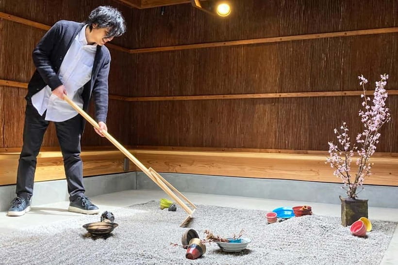 Kyoto: Make Zen Garden and Taste Matcha in Pottery Shop - Making a Zen garden in a Kyoto machiya