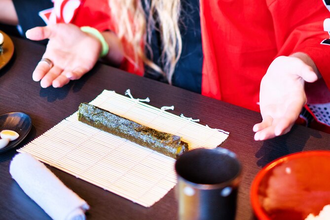 Kyoto Making Wagyu Sushi experience - The lunch that follows your work