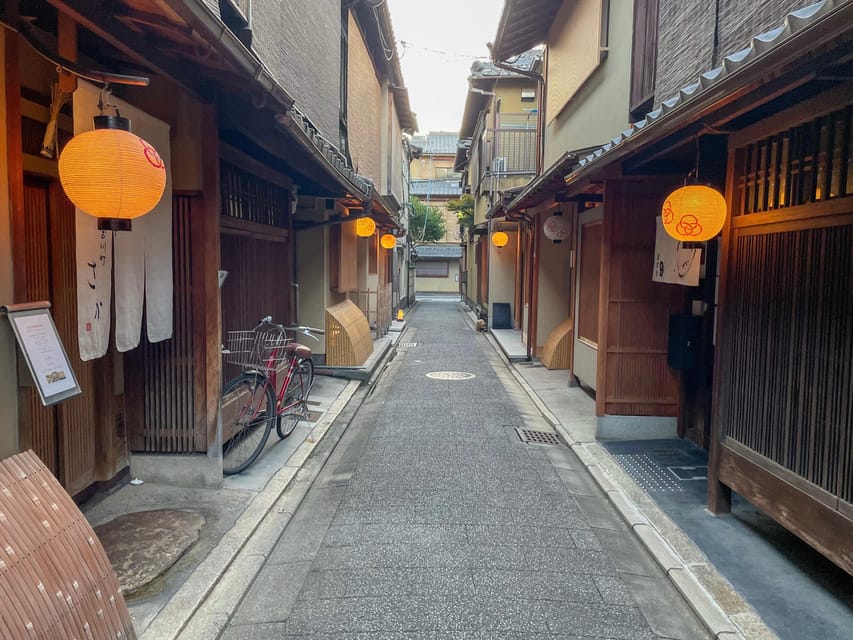 Kyoto: Meet the Geisha Maiko with Gion Walking Tour - Should you book the maiko and Gion tour?