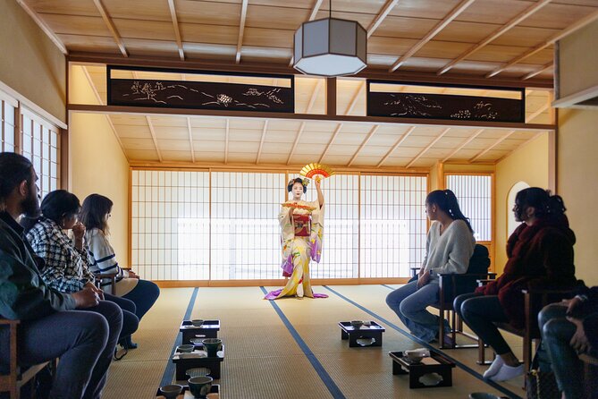 Kyoto: Meet the Geisha Maiko with Gion Walking Tour - Kenninji Temple and the limits of the sightseeing walk