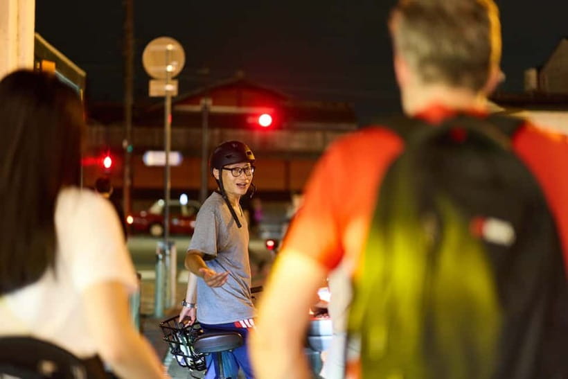 Kyoto: Night E-Bike Tour Hidden Gems & Backstreets - Miyagawacho and the first quiet streets
