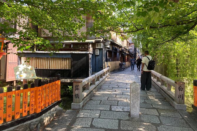 Kyoto Night Food Tour Explore Kiyamachi's Culinary Delights - Timing, meeting point, and walking needs
