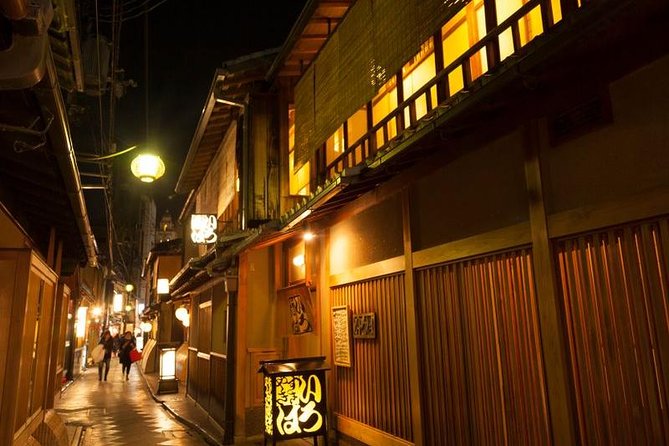 Kyoto Night Foodie Tour in Gion (9+ dishes + 6 Sake tastings) - Second stop in Pontocho: food in Kyoto’s narrow entertainment district