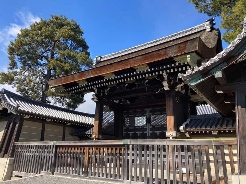 Kyoto: Nijo Castle and Kyoto Imperial Palace Guided Tour - Why these two Kyoto landmarks belong together