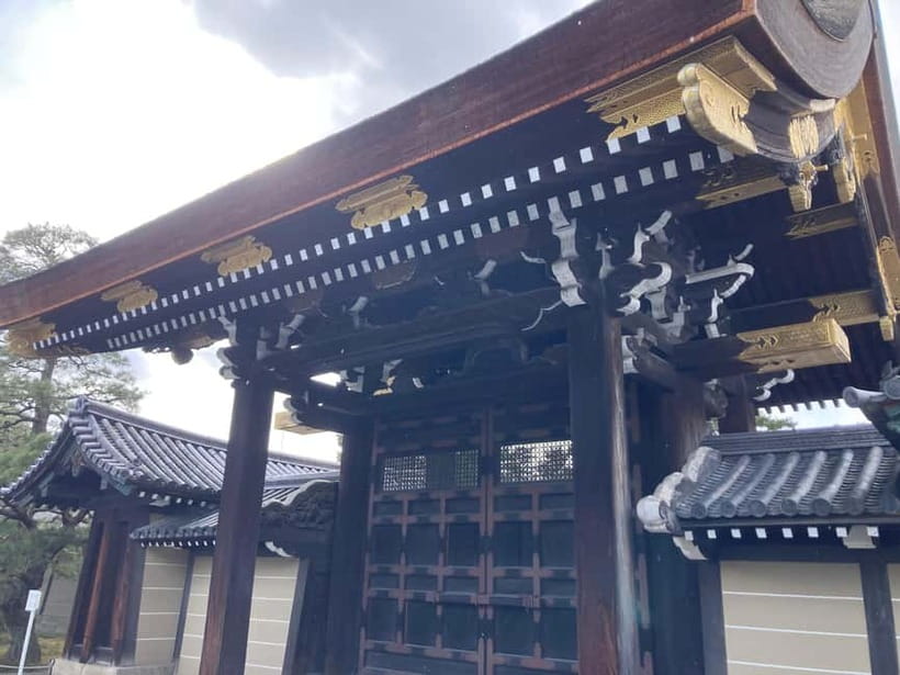 Kyoto: Nijo Castle and Kyoto Imperial Palace Guided Tour - Kyoto Imperial Palace: elegant grounds, with one limitation