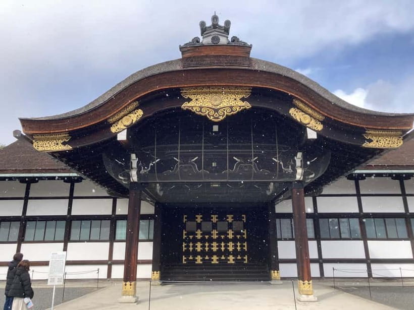 Kyoto: Nijo Castle and Kyoto Imperial Palace Guided Tour - Timing, languages, and practical details