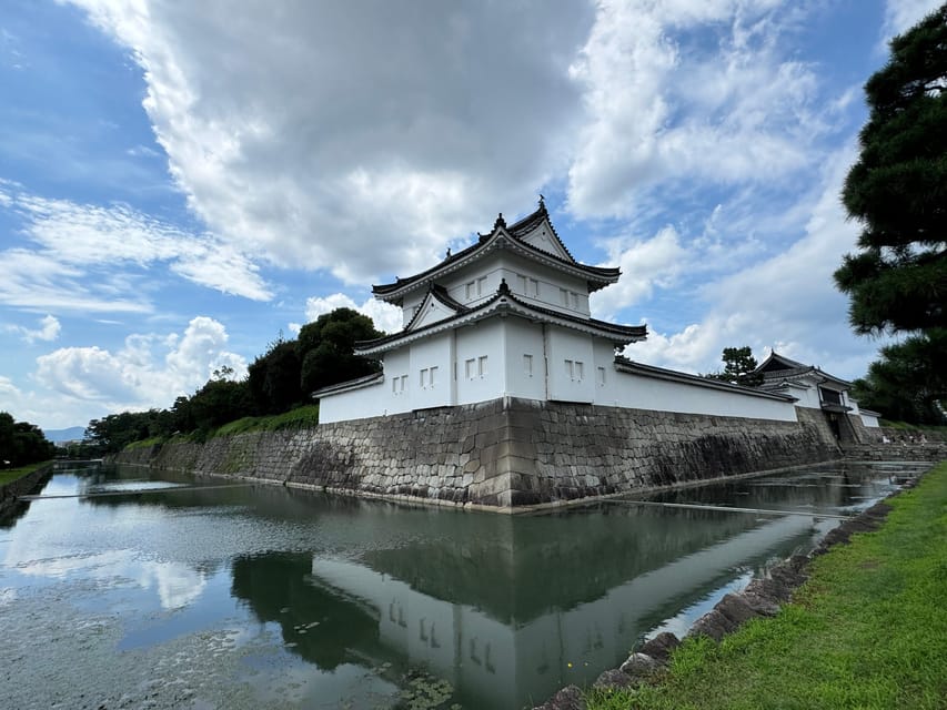 Kyoto: Nijo Castle & Gardens 2-Hour Guided Tour - Who should book this castle tour?