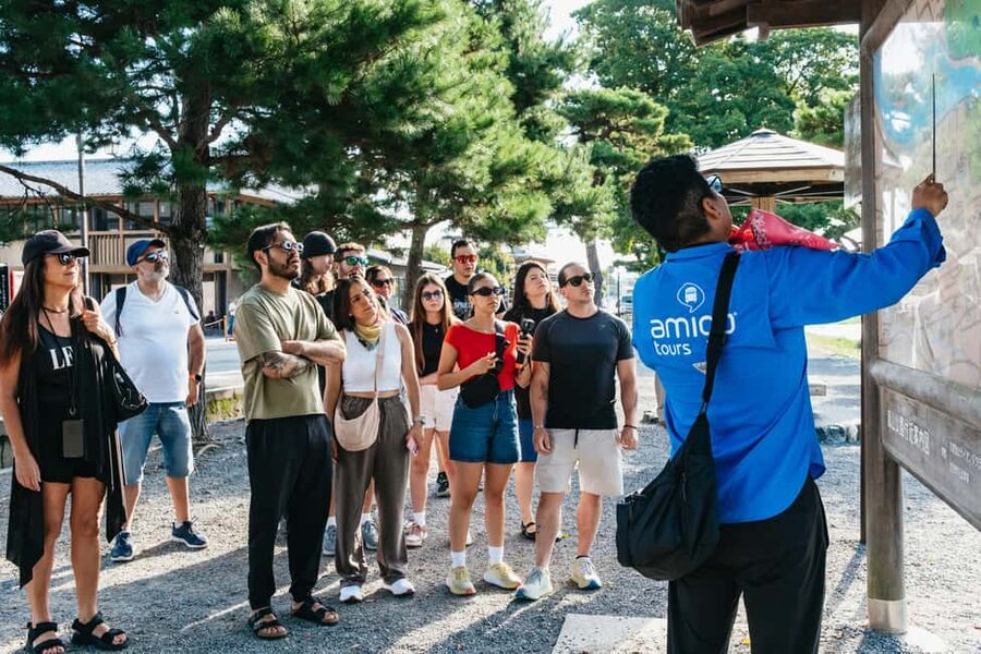 Kyoto: Nijo Castle, Kiyomizu & Fushimi Inari Guided Tour - What the $54 price really gives you