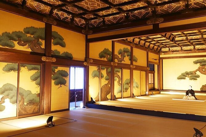 Kyoto: Nijo Castle World Heritage Guided Tour with Admission - Why Nijo Castle matters in Kyoto