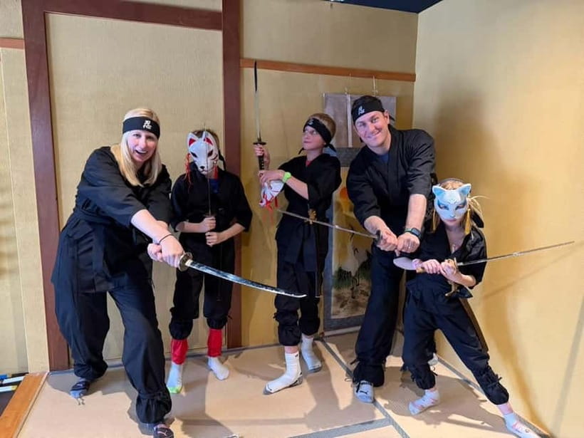 Kyoto: Ninja Experience Cafe Kyoto Gion - Testing Your Aim With the Blowgun