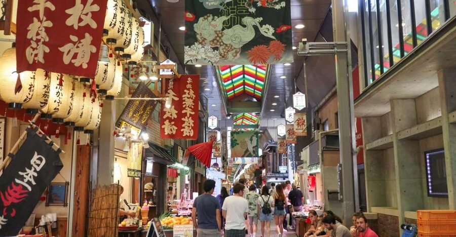 Kyoto: Nishiki Market Brunch Walking Tour-7 Tastings+Brunch - Why a morning at Nishiki Market works so well