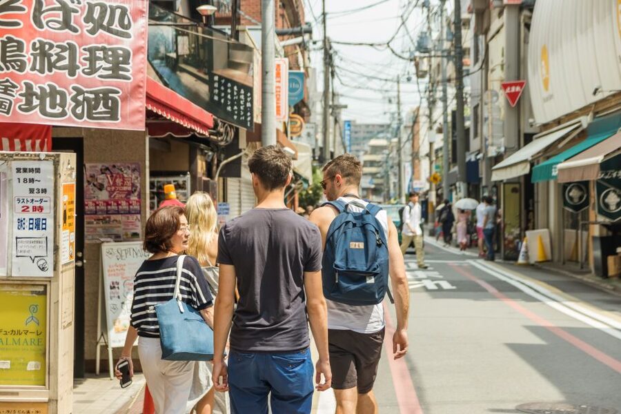 Kyoto: Nishiki Market Food Tour - A regional lunch and Japanese tea