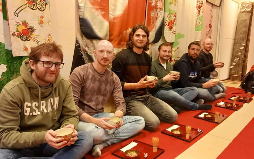 Kyoto: Nishiki Market Tea Ceremony with Koto Performance - Tea etiquette without the guesswork
