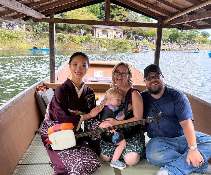 Kyoto: Private Boat Cruise with Shamisen and Games - Arashiyama scenery and photo opportunities