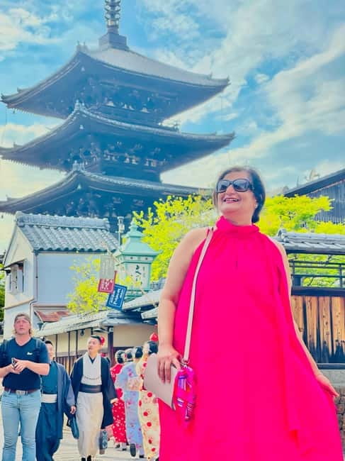 Kyoto: Private Customized Tour With English Speaking Guide - What the guide adds to the day