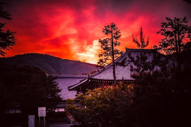 Kyoto Private Night Tour with a Local – Bars, Bites & Culture - A quieter shrine in the Gion area
